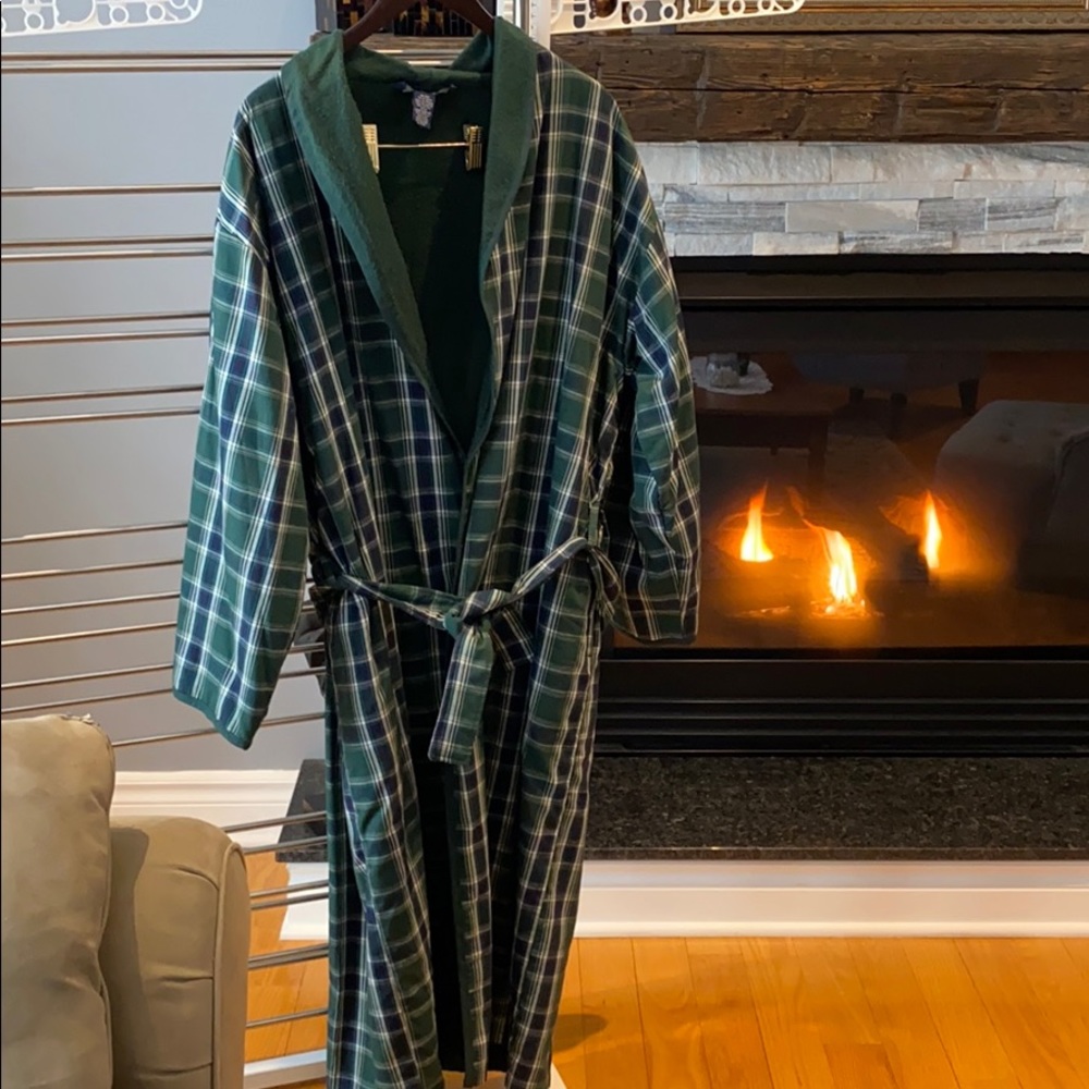 Cherokee house coat (one size)